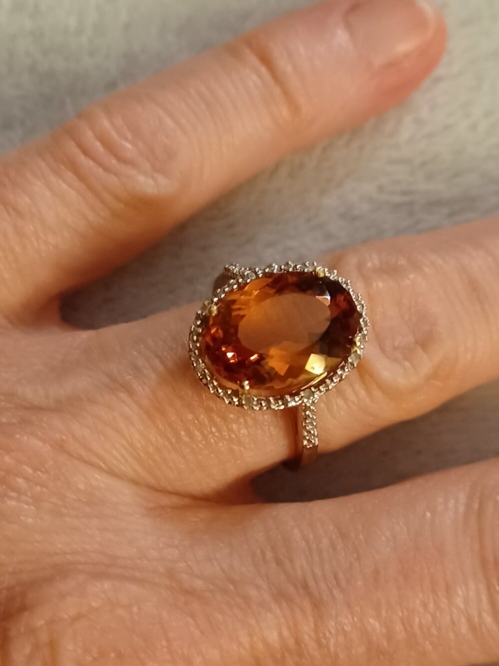 10k YG RGW Spinel Topaz Ring